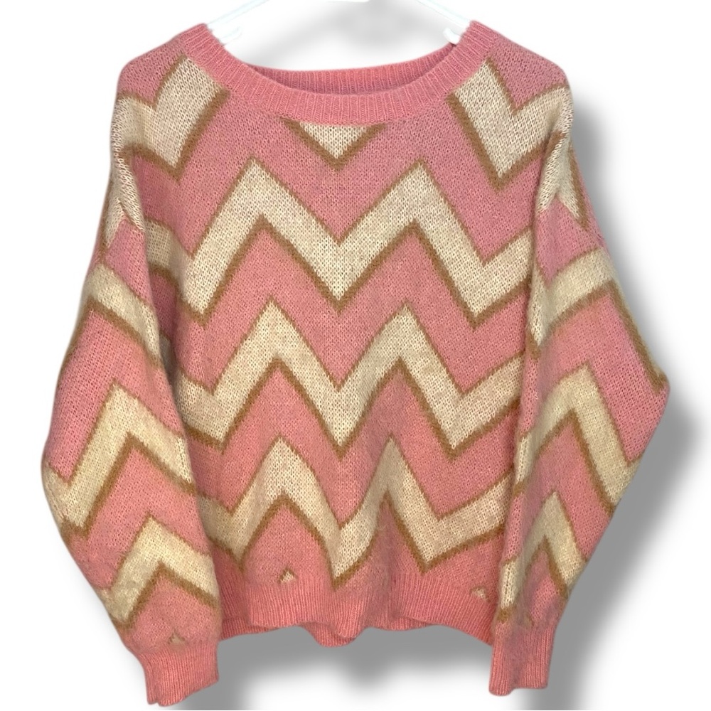 CLARA Pink and White Chevron Sweater size 4